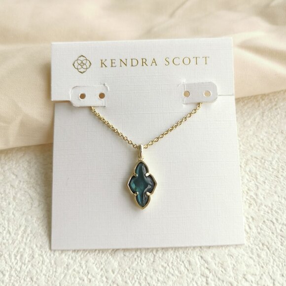 Kendra Scott - Framed Abbie Gold Teal Tiger’s Eye Short Necklace - Picture 2 of 4